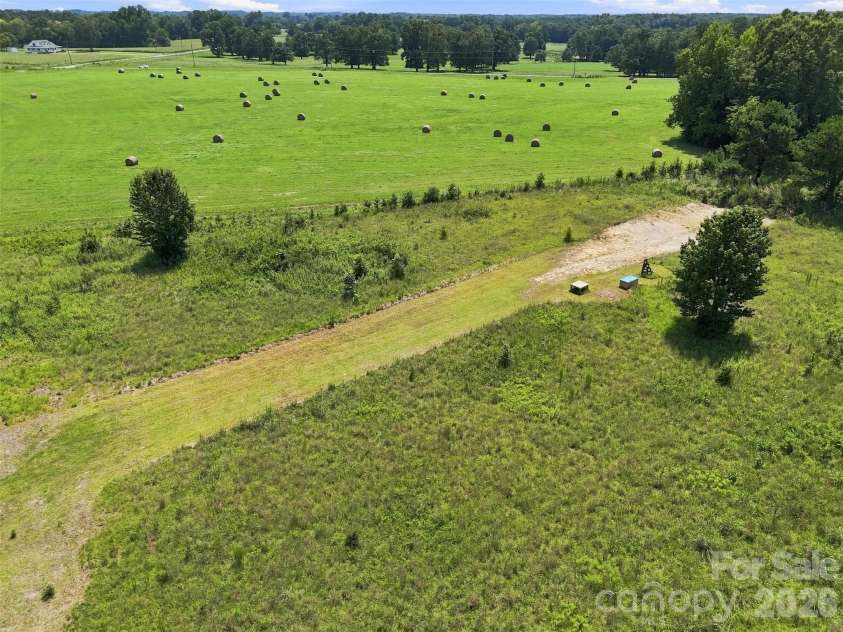650 Monticello Road, Lancaster, SC 29720.  MLS# CAR4412669, YatesRealty ID 20204. 