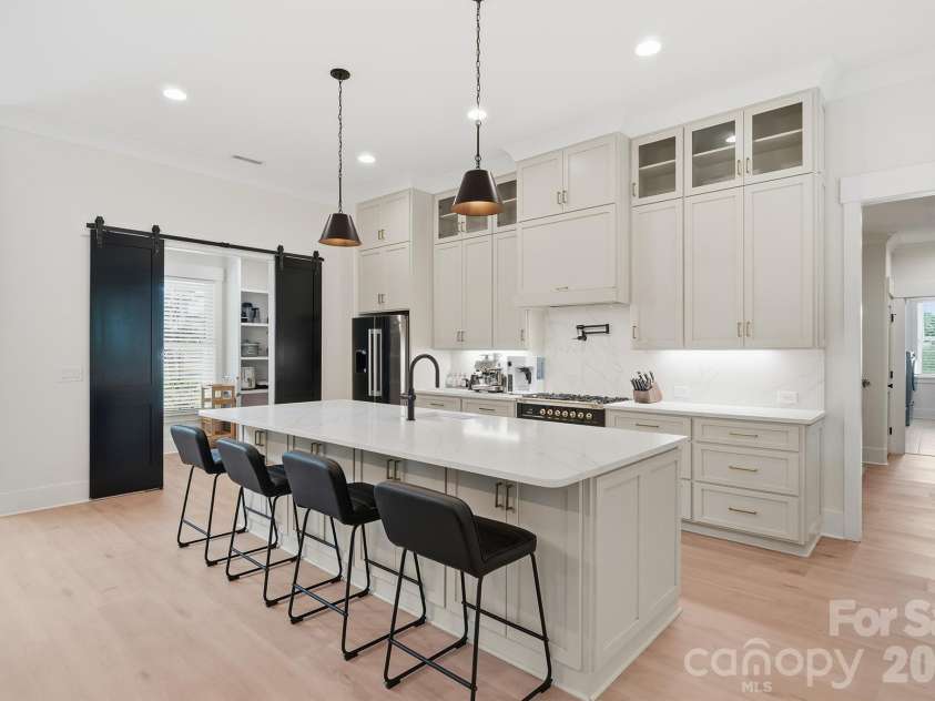 2855 Long Run Farm Road, Mount Pleasant, NC 28124.  MLS# CAR4371280, YatesRealty ID 20206. Chef's Luxury Kitchen