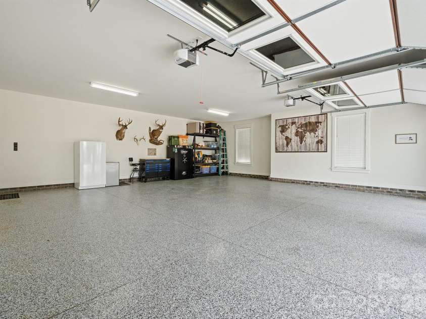 2855 Long Run Farm Road, Mount Pleasant, NC 28124.  MLS# CAR4371280, YatesRealty ID 20206. Oversized 2 Car Garage w/ Epoxy Floors