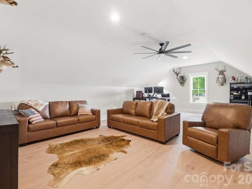 2855 Long Run Farm Road, Mount Pleasant, NC 28124.  MLS# CAR4371280, YatesRealty ID 20206. Upstairs Bonus Room