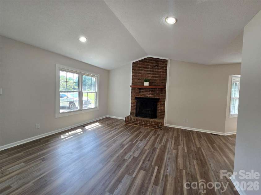 2306 Firmin Court, Gastonia, NC 28056.  MLS# CAR4378703, YatesRealty ID 20207. 