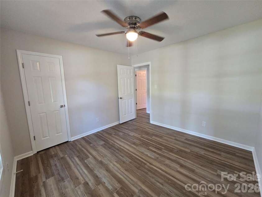 2306 Firmin Court, Gastonia, NC 28056.  MLS# CAR4378703, YatesRealty ID 20207. 