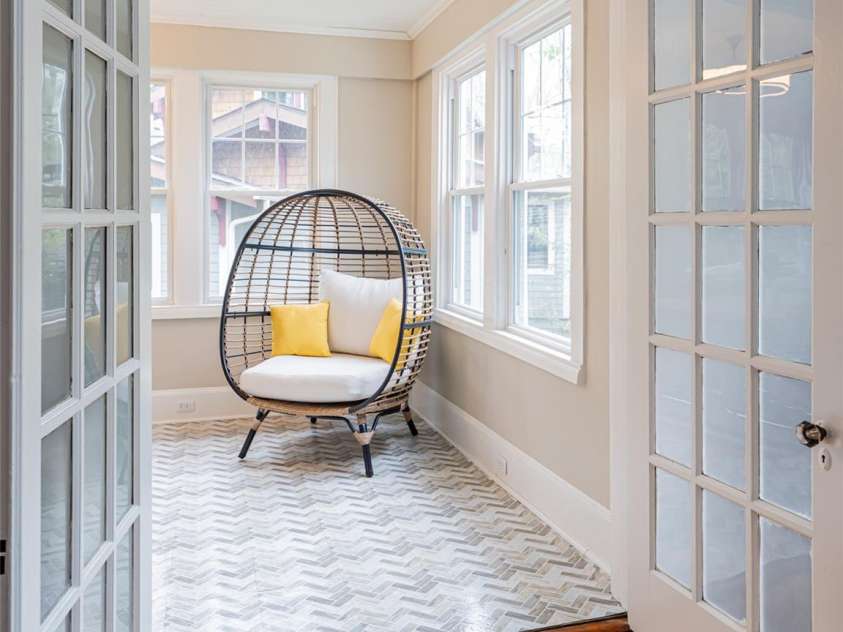 1 Kenilworth Road, Asheville, NC 28803.  MLS# CAR4241004, YatesRealty ID 20208. 