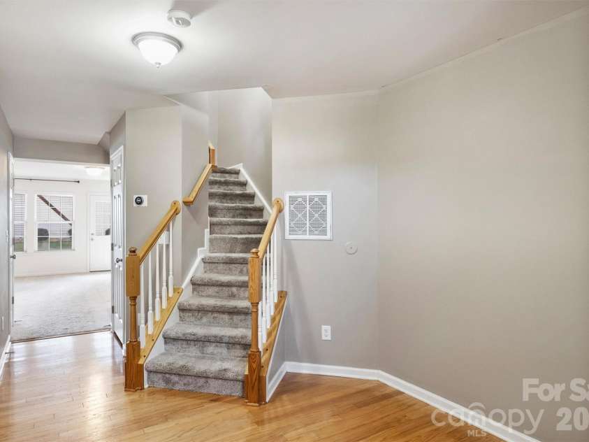7703 Jackson Pond Drive, Charlotte, NC 28273.  MLS# CAR4354464, YatesRealty ID 20208. 