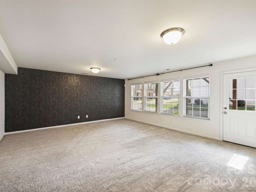 7703 Jackson Pond Drive, Charlotte, NC 28273.  MLS# CAR4354464, YatesRealty ID 20208. 