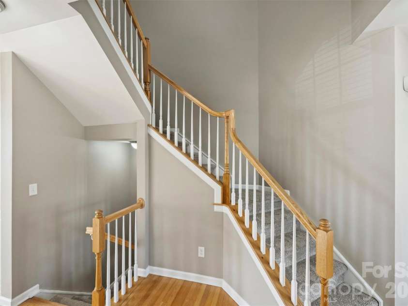 7703 Jackson Pond Drive, Charlotte, NC 28273.  MLS# CAR4354464, YatesRealty ID 20208. 