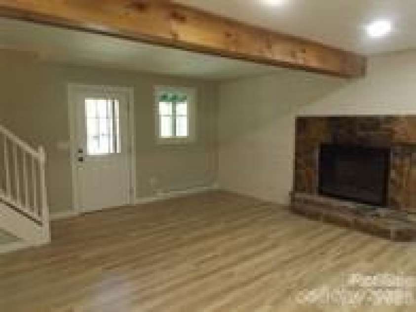 418 Bradley Street, Maggie Valley, NC 28751.  MLS# CAR4263701, YatesRealty ID 2021. 