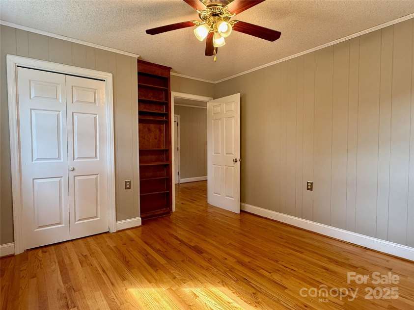 808 Mark Street, Belmont, NC 28012.  MLS# CAR4294048, YatesRealty ID 2021. Primary Bedroom