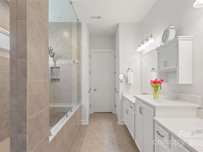 13714 Jacks Lane, Pineville, NC 28134.  MLS# CAR4253685, YatesRealty ID 20211. 