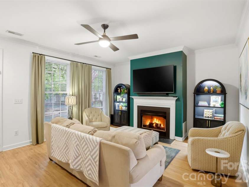 13911 Cinnabar Place, Huntersville, NC 28078.  MLS# CAR4378161, YatesRealty ID 20211. 