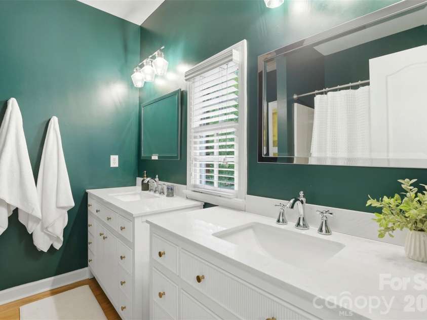 13911 Cinnabar Place, Huntersville, NC 28078.  MLS# CAR4378161, YatesRealty ID 20211. 