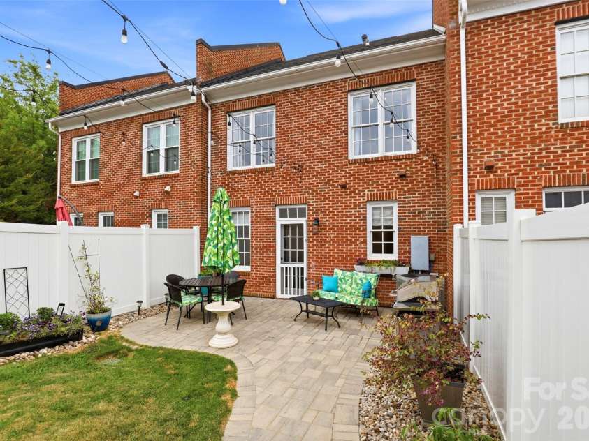 13911 Cinnabar Place, Huntersville, NC 28078.  MLS# CAR4378161, YatesRealty ID 20211. 