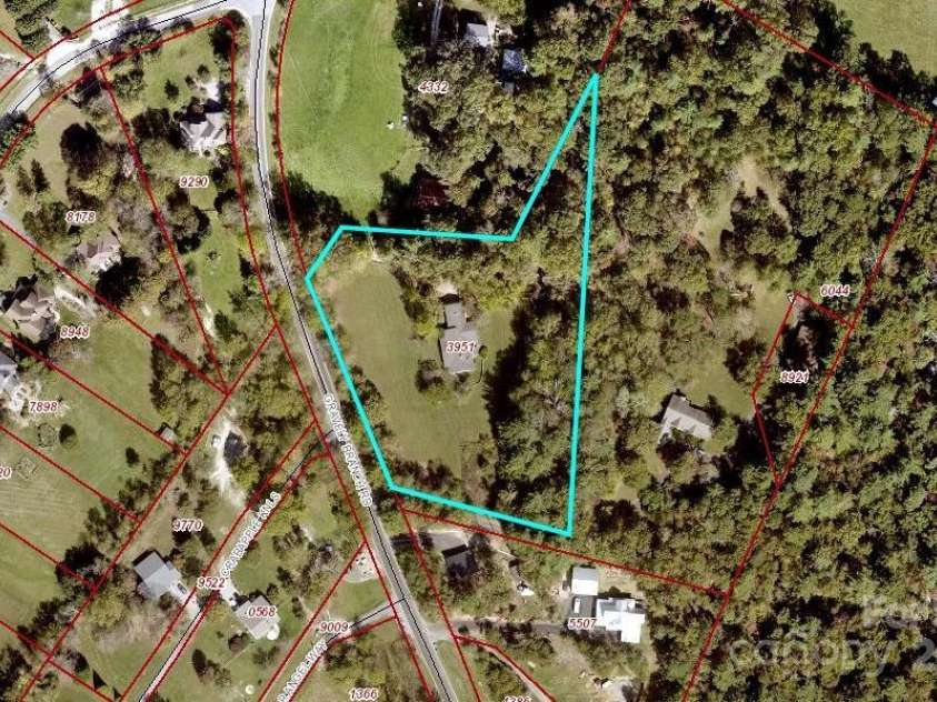 18 Gravely Branch Road, Fletcher, NC 28732.  MLS# CAR4268801, YatesRealty ID 20212. 