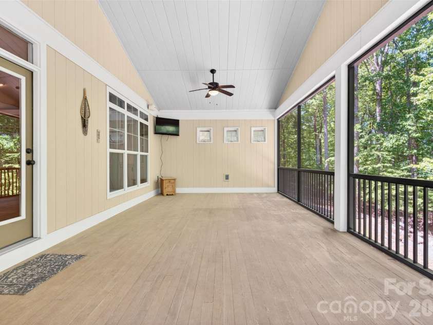 125 Pomeroy Road, Mooresville, NC 28117.  MLS# CAR4378869, YatesRealty ID 20213. 