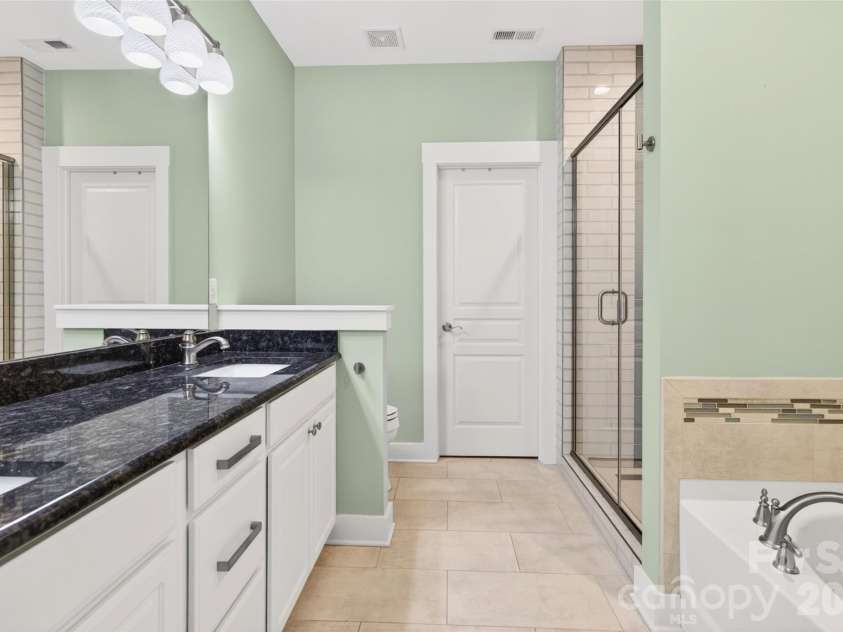 125 Pomeroy Road, Mooresville, NC 28117.  MLS# CAR4378869, YatesRealty ID 20213. 