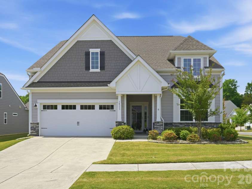 14333 Hugh Dixon Way, Huntersville, NC 28078.  MLS# CAR4378693, YatesRealty ID 20215. 