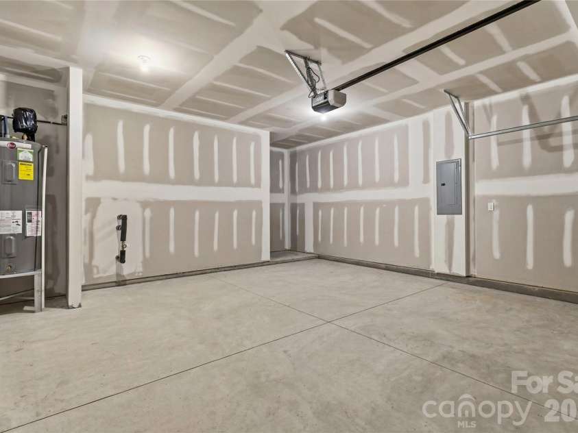5679 Hagler Loop, Catawba, NC 28609.  MLS# CAR4350681, YatesRealty ID 20216. 