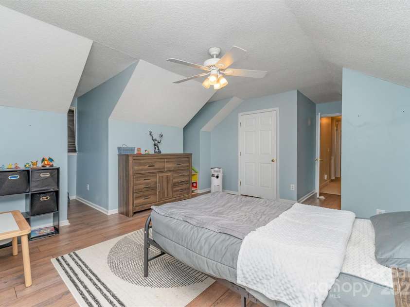 114 Rolling Stone Court, Mooresville, NC 28117.  MLS# CAR4243978, YatesRealty ID 20217. 