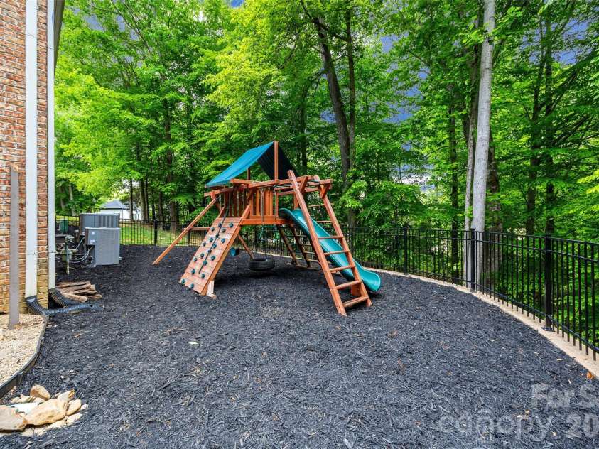 306 Mayworth Way, Cramerton, NC 28032.  MLS# CAR4373789, YatesRealty ID 20218. 