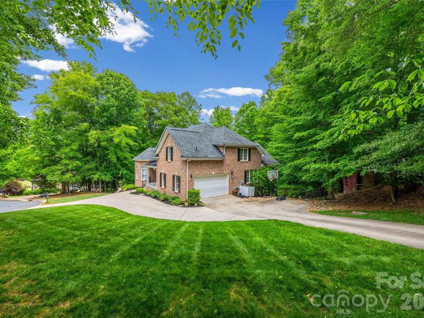 306 Mayworth Way, Cramerton, NC 28032.  MLS# CAR4373789, YatesRealty ID 20218. 