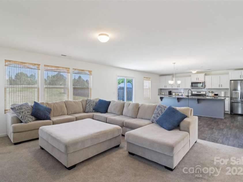 804 Yorkshire Drive, Albemarle, NC 28001.  MLS# CAR4251379, YatesRealty ID 20218. 