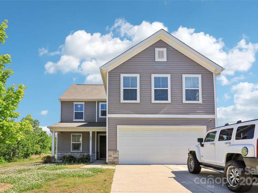 804 Yorkshire Drive, Albemarle, NC 28001.  MLS# CAR4251379, YatesRealty ID 20218. 