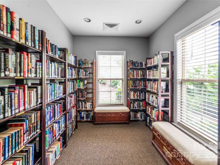 55 Outlook Circle, Swannanoa, NC 28778.  MLS# CAR4267011, YatesRealty ID 20219. Clubhouse library