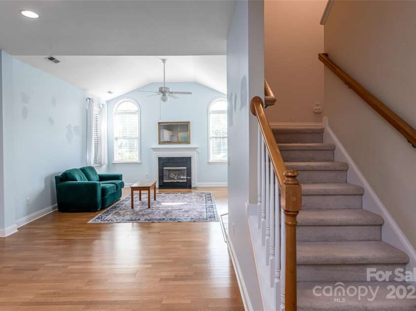 55 Outlook Circle, Swannanoa, NC 28778.  MLS# CAR4267011, YatesRealty ID 20219. Head upstairs to the 3rd bedroom.