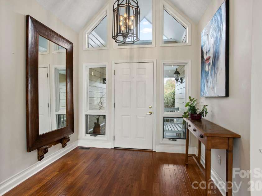 122 Broadmoor Drive, Flat Rock, NC 28731.  MLS# CAR4335067, YatesRealty ID 2022. 