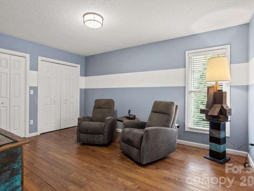 122 Broadmoor Drive, Flat Rock, NC 28731.  MLS# CAR4335067, YatesRealty ID 2022. 