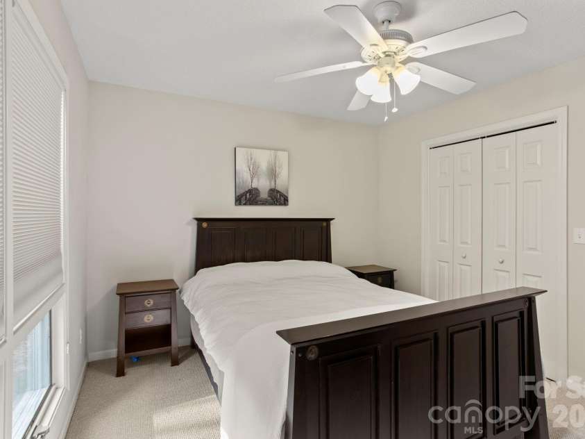 122 Broadmoor Drive, Flat Rock, NC 28731.  MLS# CAR4335067, YatesRealty ID 2022. 