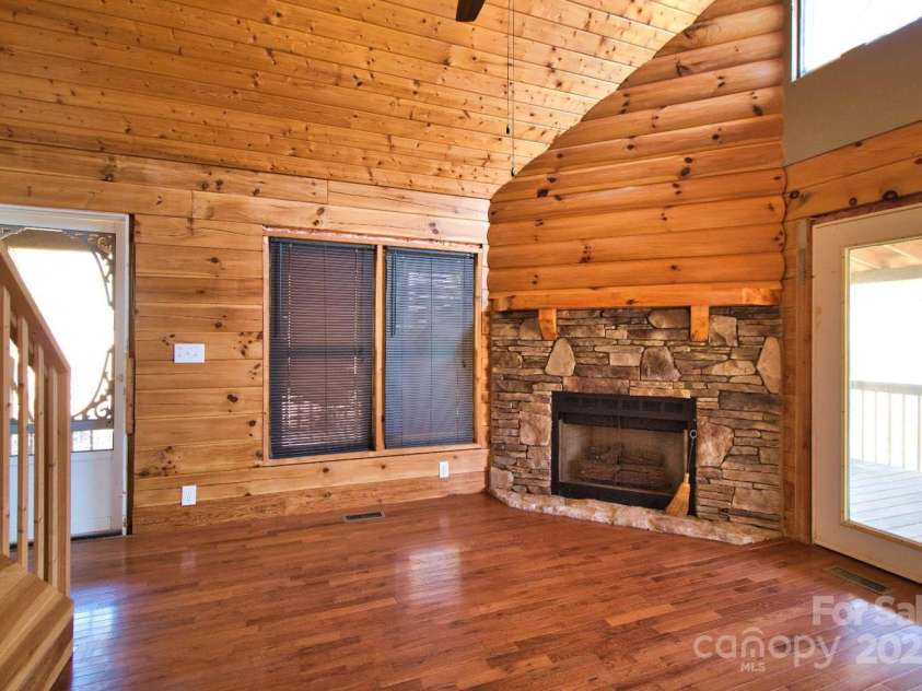 155 Northridge Drive, Rutherfordton, NC 28139.  MLS# CAR4318623, YatesRealty ID 20221. 