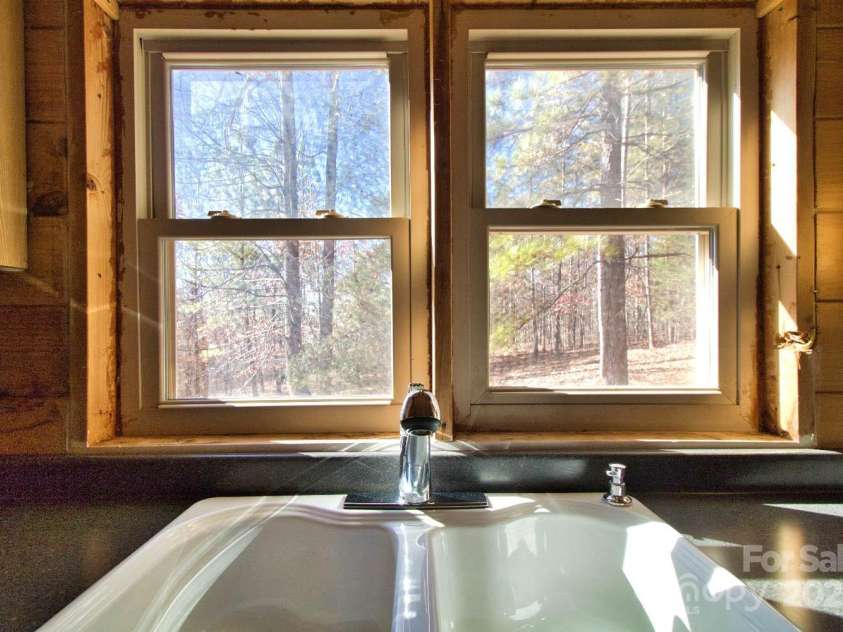 155 Northridge Drive, Rutherfordton, NC 28139.  MLS# CAR4318623, YatesRealty ID 20221. 
