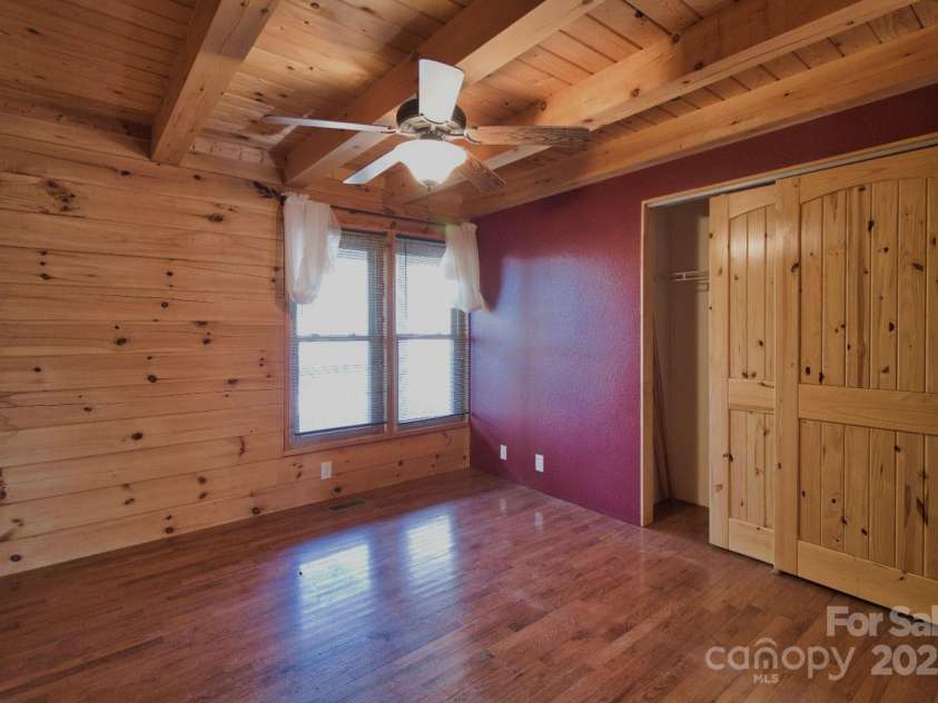 155 Northridge Drive, Rutherfordton, NC 28139.  MLS# CAR4318623, YatesRealty ID 20221. 