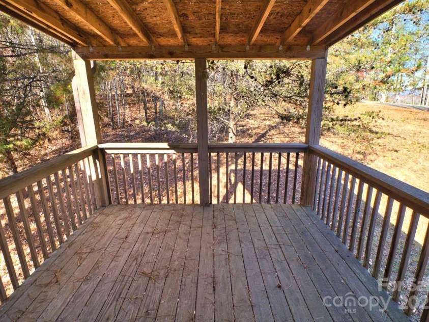 155 Northridge Drive, Rutherfordton, NC 28139.  MLS# CAR4318623, YatesRealty ID 20221. 