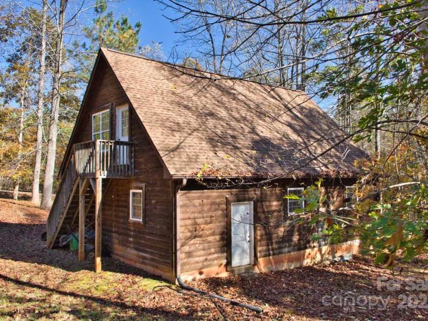 155 Northridge Drive, Rutherfordton, NC 28139.  MLS# CAR4318623, YatesRealty ID 20221. 