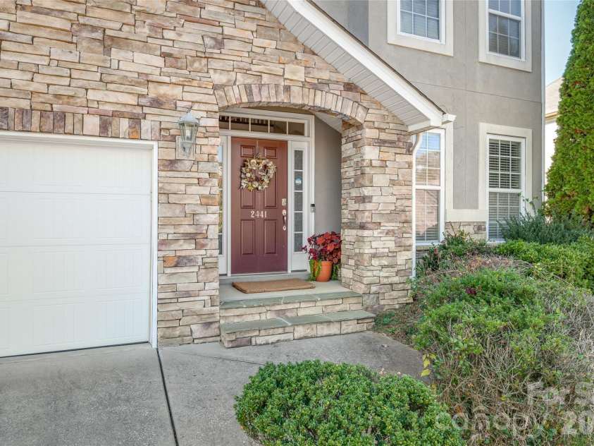 2441 Chatham Drive, Fort Mill, SC 29707.  MLS# CAR4347298, YatesRealty ID 20222. 