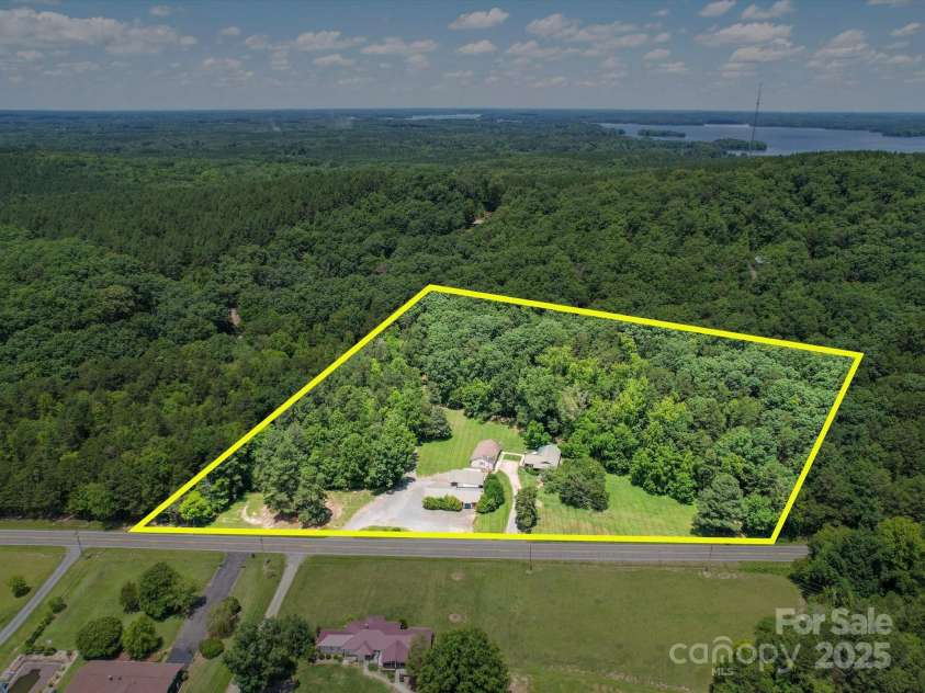 12770 Bringle Ferry Road, Richfield, NC 28137.  MLS# CAR4155972, YatesRealty ID 20224. 