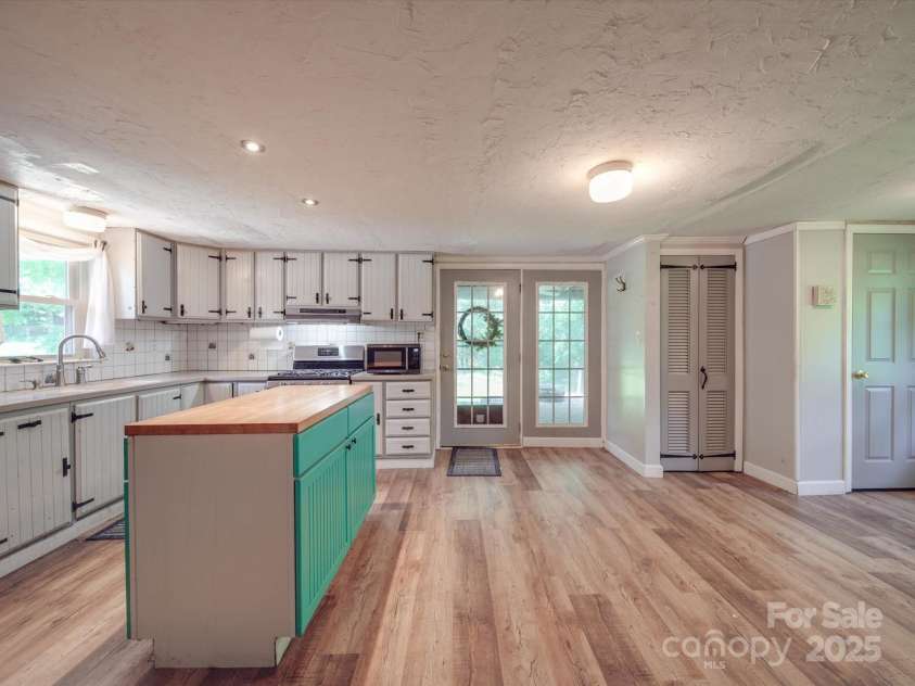 12770 Bringle Ferry Road, Richfield, NC 28137.  MLS# CAR4155972, YatesRealty ID 20224. 