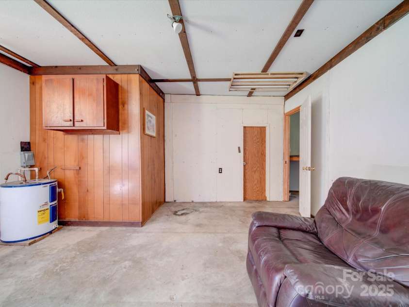 12770 Bringle Ferry Road, Richfield, NC 28137.  MLS# CAR4155972, YatesRealty ID 20224. 