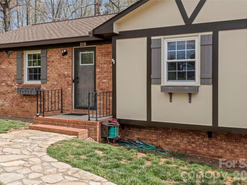 218 Misty Court, King, NC 27021.  MLS# CAR4362092, YatesRealty ID 20224. 