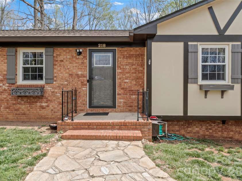 218 Misty Court, King, NC 27021.  MLS# CAR4362092, YatesRealty ID 20224. 