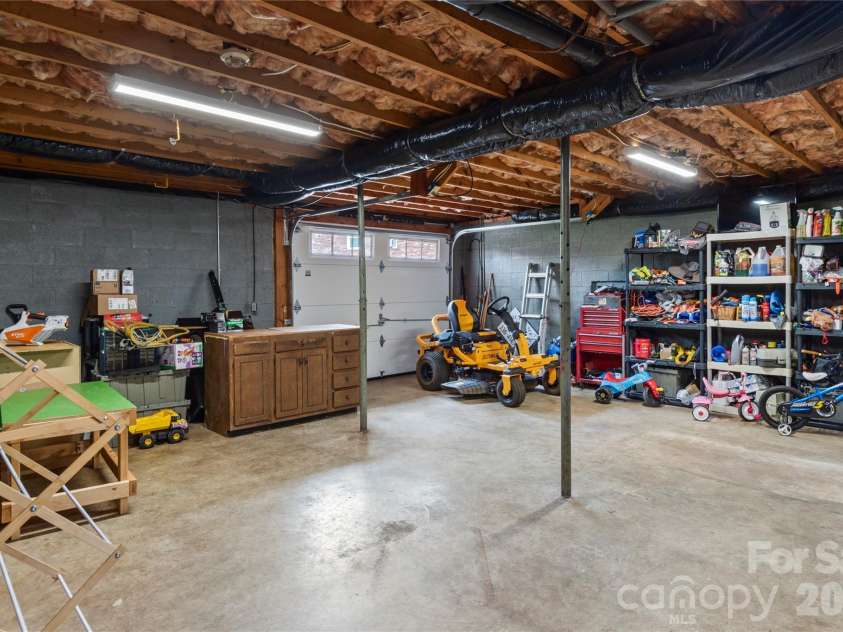 218 Misty Court, King, NC 27021.  MLS# CAR4362092, YatesRealty ID 20224. 