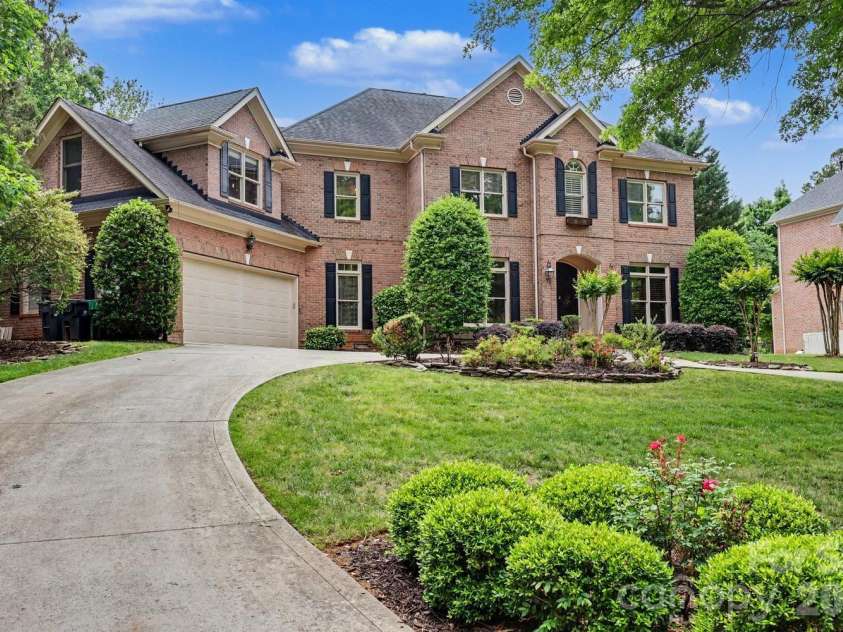 10615 Lederer Avenue, Charlotte, NC 28277.  MLS# CAR4370417, YatesRealty ID 20225. 