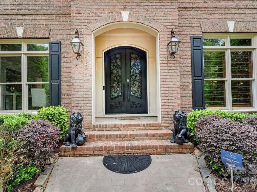 10615 Lederer Avenue, Charlotte, NC 28277.  MLS# CAR4370417, YatesRealty ID 20225. 