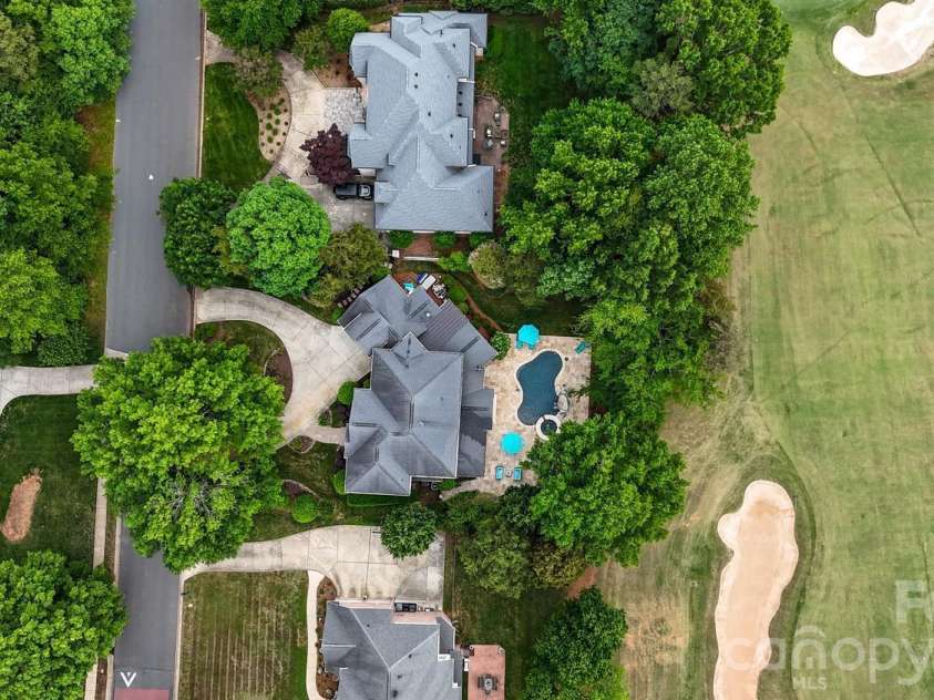 10615 Lederer Avenue, Charlotte, NC 28277.  MLS# CAR4370417, YatesRealty ID 20225. 