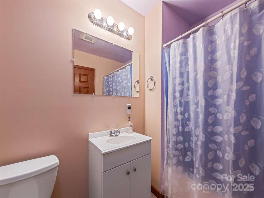 2675 Holbert Cove Road, Saluda, NC 28773.  MLS# CAR4275834, YatesRealty ID 20226. 