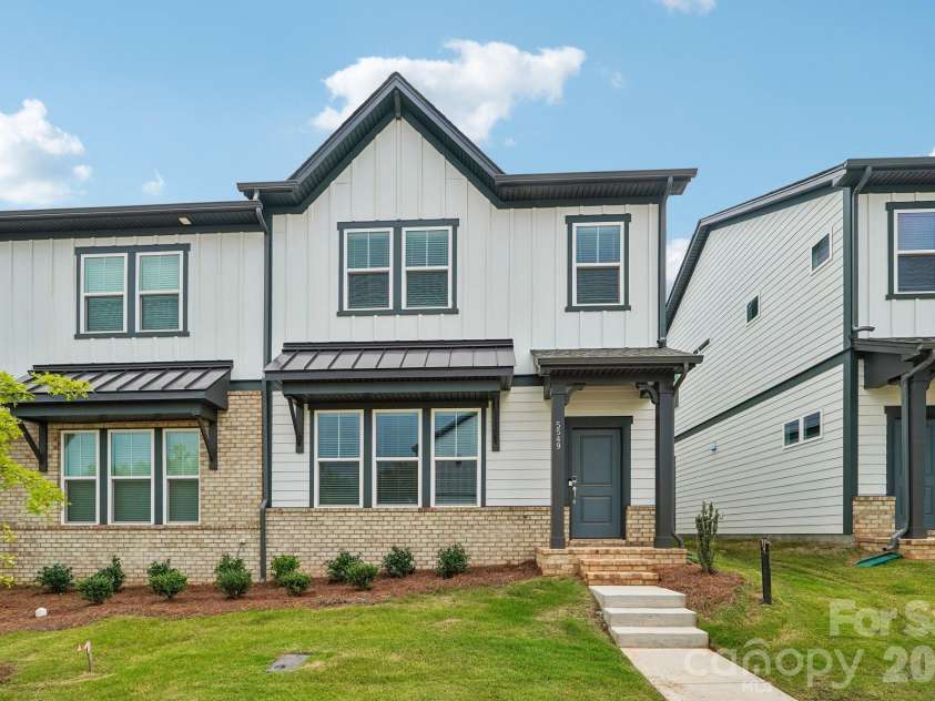 5549 Wolfpack Alley, Indian Land, SC 29707.  MLS# CAR4359811, YatesRealty ID 20227. 5549 Wolfpack Alley ~ Ready Now