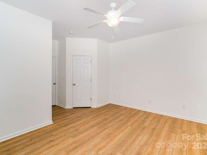 10530 Stoneacre Court, Pineville, NC 28134.  MLS# CAR4231237, YatesRealty ID 2023. 