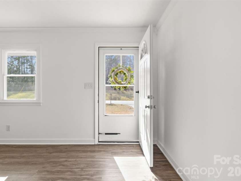 504 Bridges Drive, Kings Mountain, NC 28086.  MLS# CAR4349621, YatesRealty ID 2023. 
